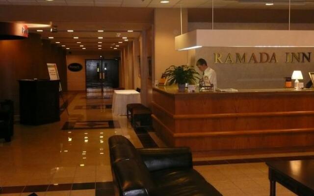 Ramada Inn and Convention Center - Eau Claire