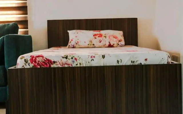 Westnite Apartment