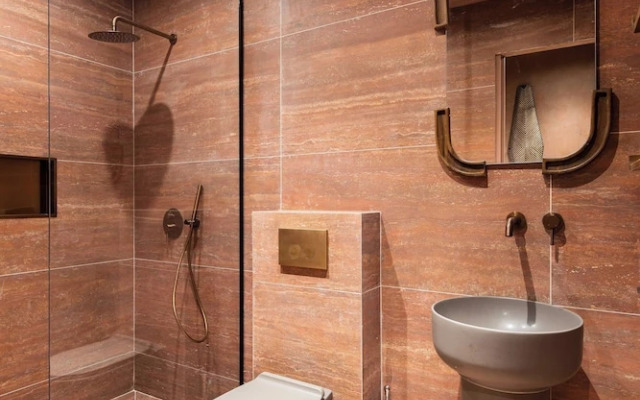 Exceptional Duplex - 6br/12p - Montorgueil