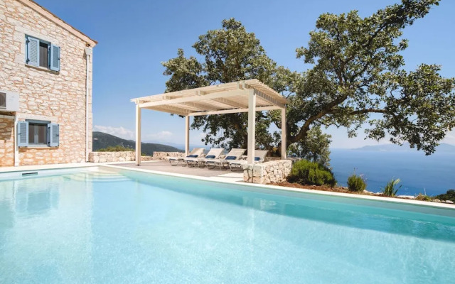 Modern Villa in Vasiliki with Swimming Pool & Hot Tub