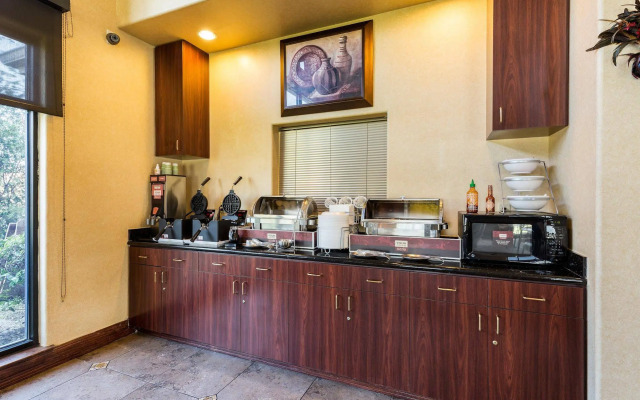 Comfort Suites near NASA - Clear Lake
