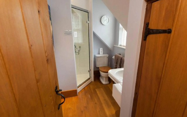 Hanger Down House Bed and Breakfast