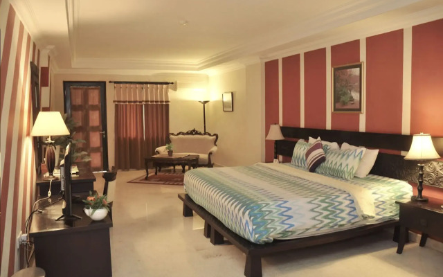 Royal Hotel and Convention Tretes