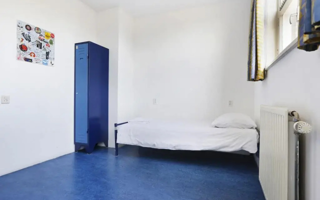 Hans Brinker Hostel