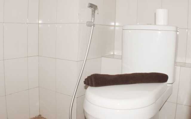 Comfy And Tidy Studio At Riverview Jababeka Apartment
