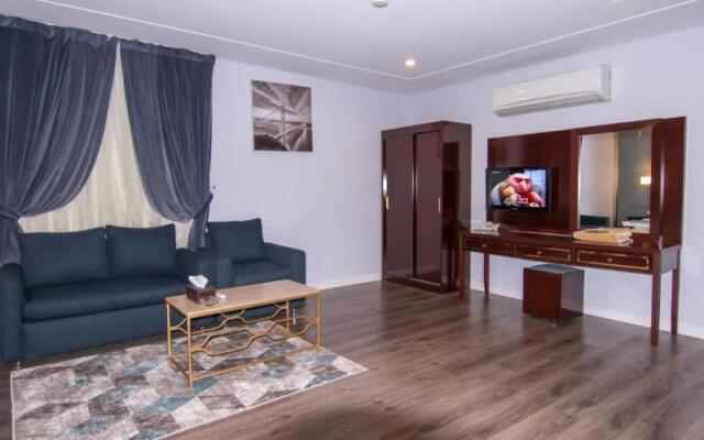 Al Muteb Suites Al Ezdehar