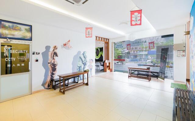 Winggarden Murals House