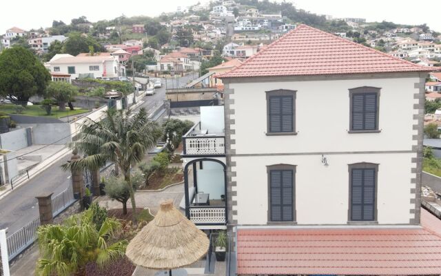 Sea and Sun 4 You - Villa Oliveira