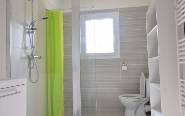 Modern Villa in Thueyts with Swimming Pool