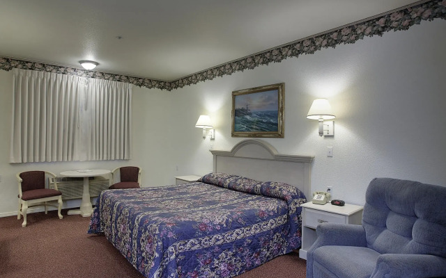 Lighthouse Inn