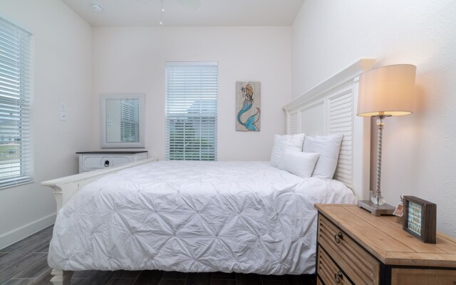 Rvh_295r Sparkling Oasis 4 Bedroom Home