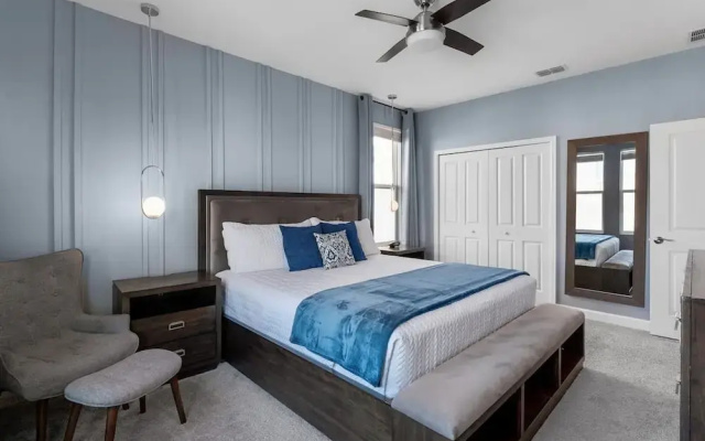 Exclusive Luxe Single Family 6 BR Sl2765