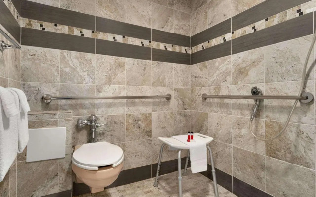 Days Inn Tamworth