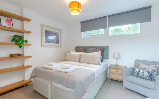 Cosy 1 Bedroom Apartment Near Wimbledon Station