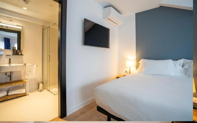 Hotel Record
