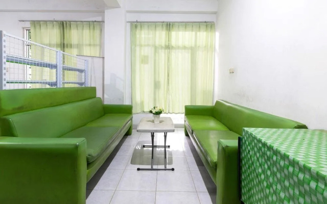 OYO 1242 Penginapan Rb Syariah