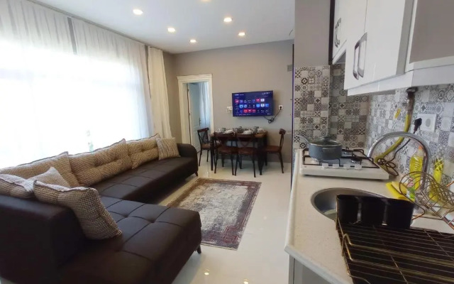 Cute Home in Historical Area 3B