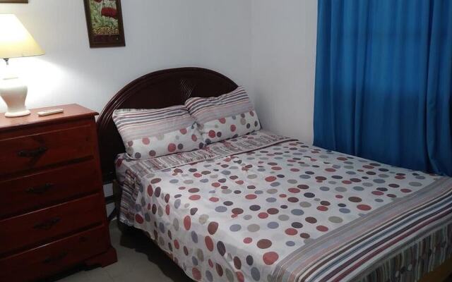 Bed In Share Room in Share Apartment