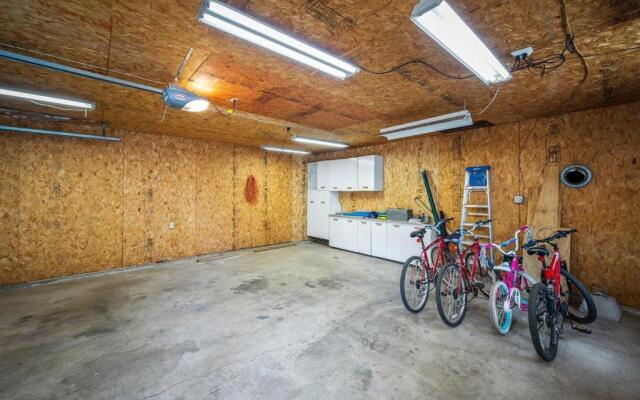 1303 E Pennsylvania Ave