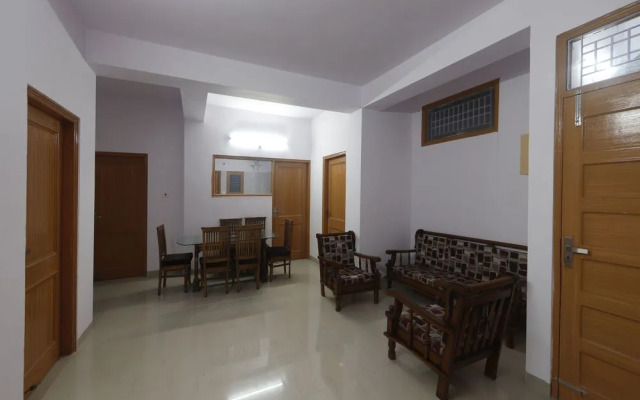 OYO 12695 Home Cosy 5BHK Himuda Sanjauli