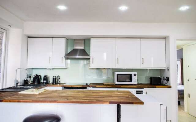 Bright And Cosy 2 Bed Apartment In Notting Hill