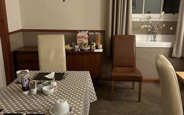 Roselodge Guest House
