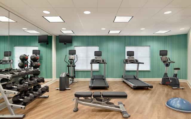 Holiday Inn Express & Suites Mt. Pleasant by IHG