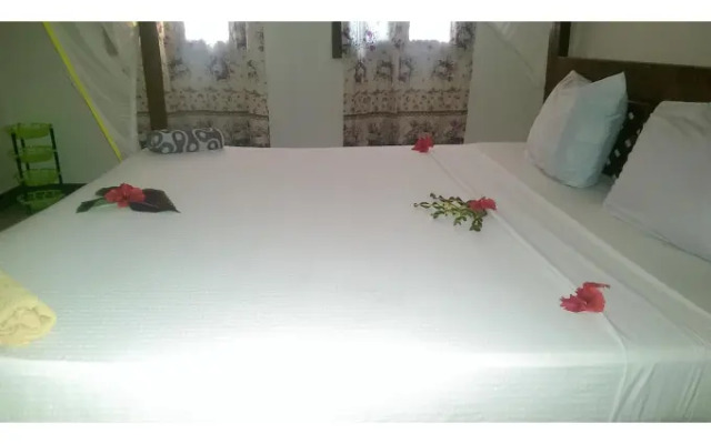 Union Beach Bungalows