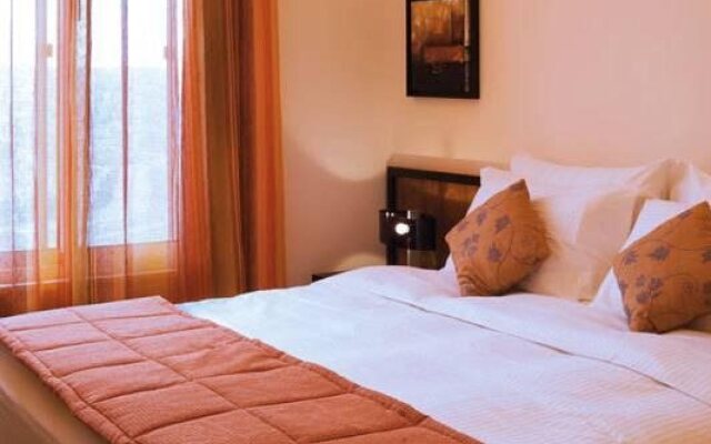 Burda 41 Hotel & Suites