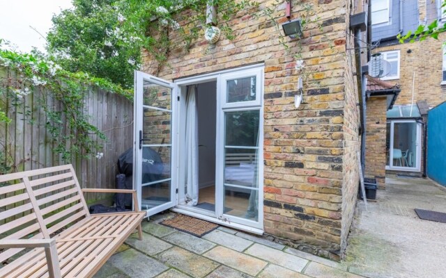 Serene & Stylish 1BD Flat - Tooting Bec!