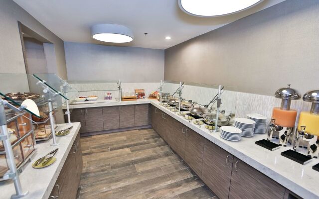 DoubleTree by Hilton Atlanta - Alpharetta