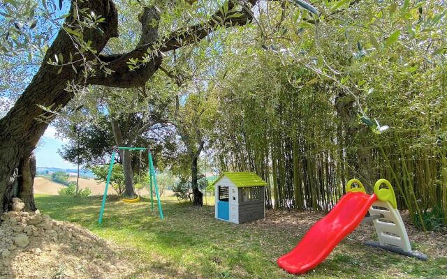 Room-the Girasole in Country House With