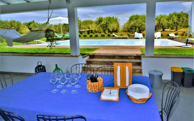 La Bianca Dimora Degli Ulivi