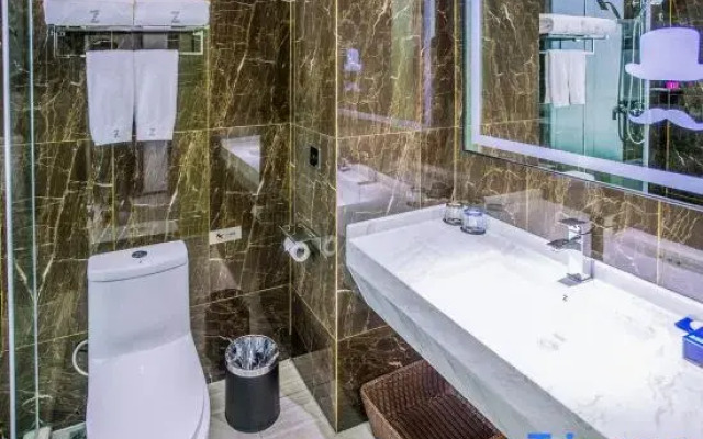 Zmax Hotel·Harbin Bingxue Big World