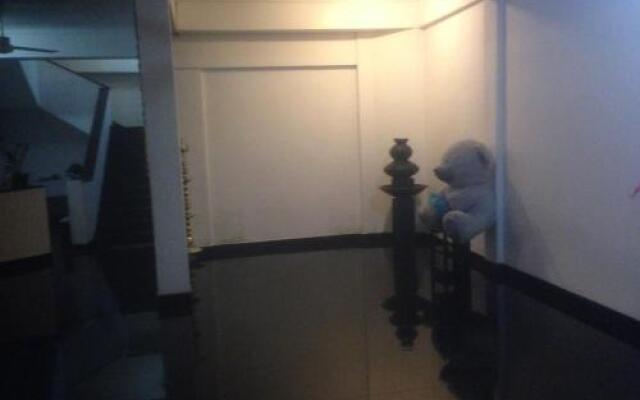 Bigula Airport Transit Hotel