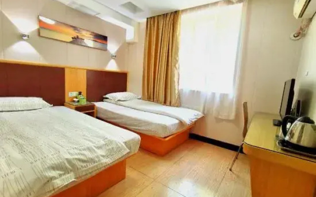 Pod Inn Hotel (Shanghai International Cruise Terminal Tongtai North Road)