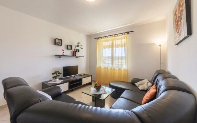 Stunning Home in Pula With Wifi and 7 Bedrooms