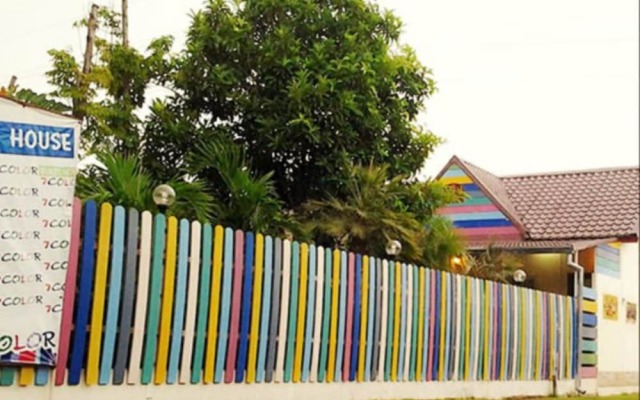 7 Colors House