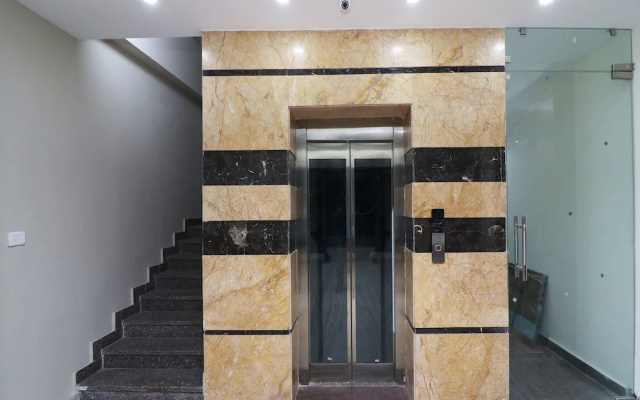 OYO 12764 Grand Inn