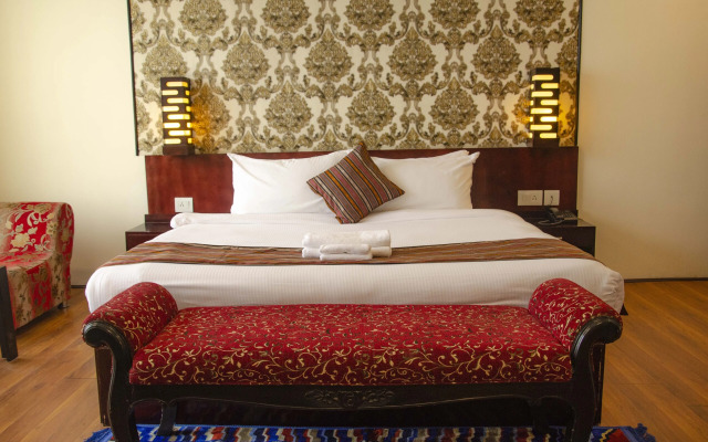 Hotel Shinkham Grand