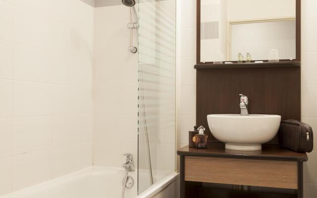 Comfort Suites Port-Marly Paris Ouest