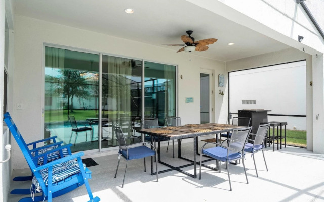 Spacious 6-bedroom Retreat Near Disney Parks