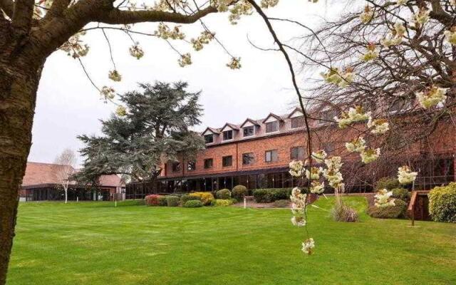 Mercure Hull Grange Park Hotel