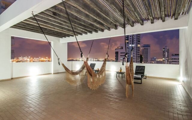 Travelers Suites Orange Cartagena