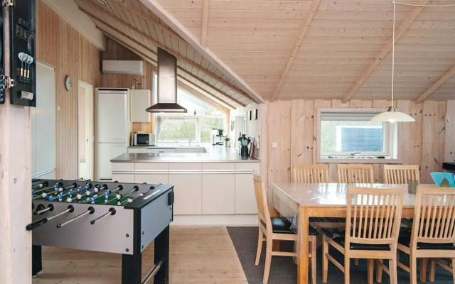 8 Person Holiday Home in Harboore-by Traum
