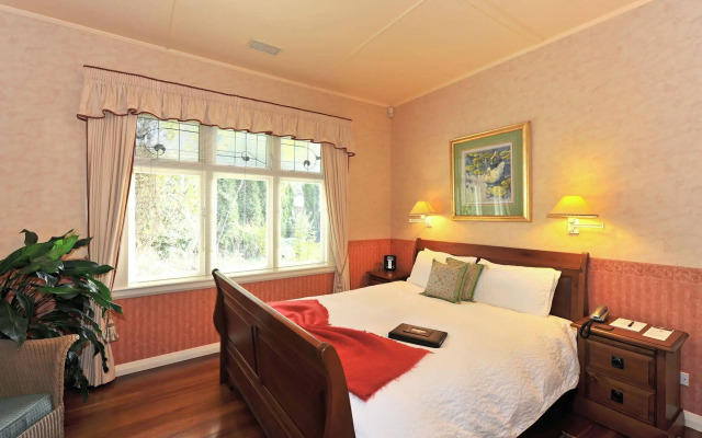 Shelbourne Villa