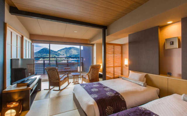 Migiwatei Ochi Kochi