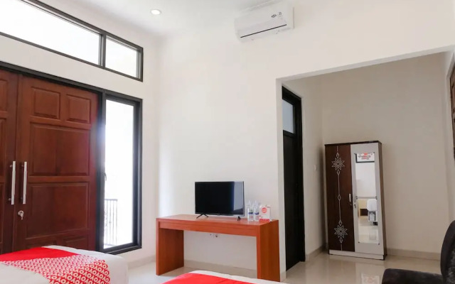 OYO 1110 Ijen Butik House