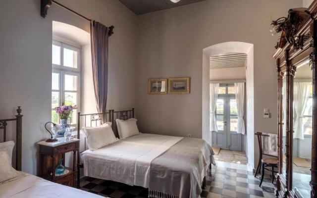 DellaGracia Mansion - up to 10 guests