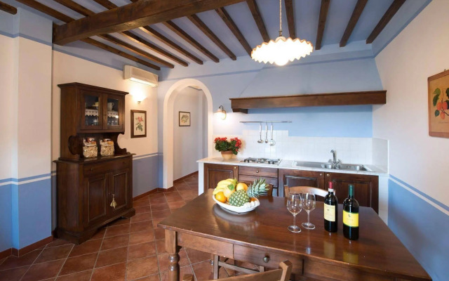 Casa Lari